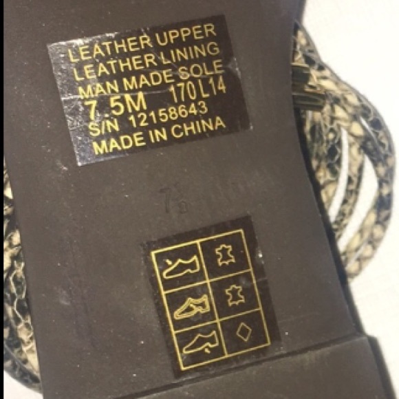 ❤️TORY BURCH MIGNON RINGS AIRLESS ZIP BACK NWOB - Picture 9 of 15